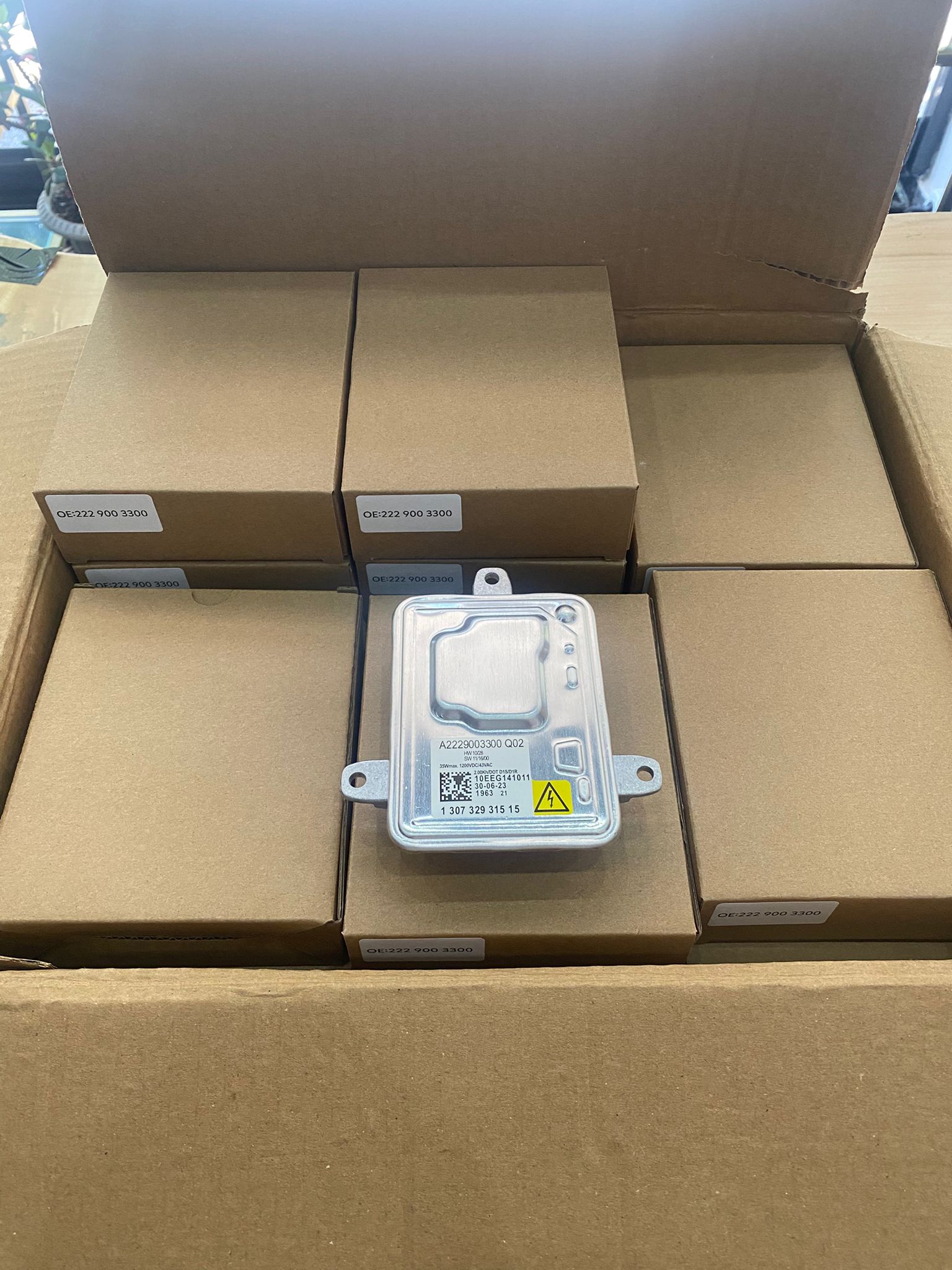 Xenon Beyni – A2229003300 Q02