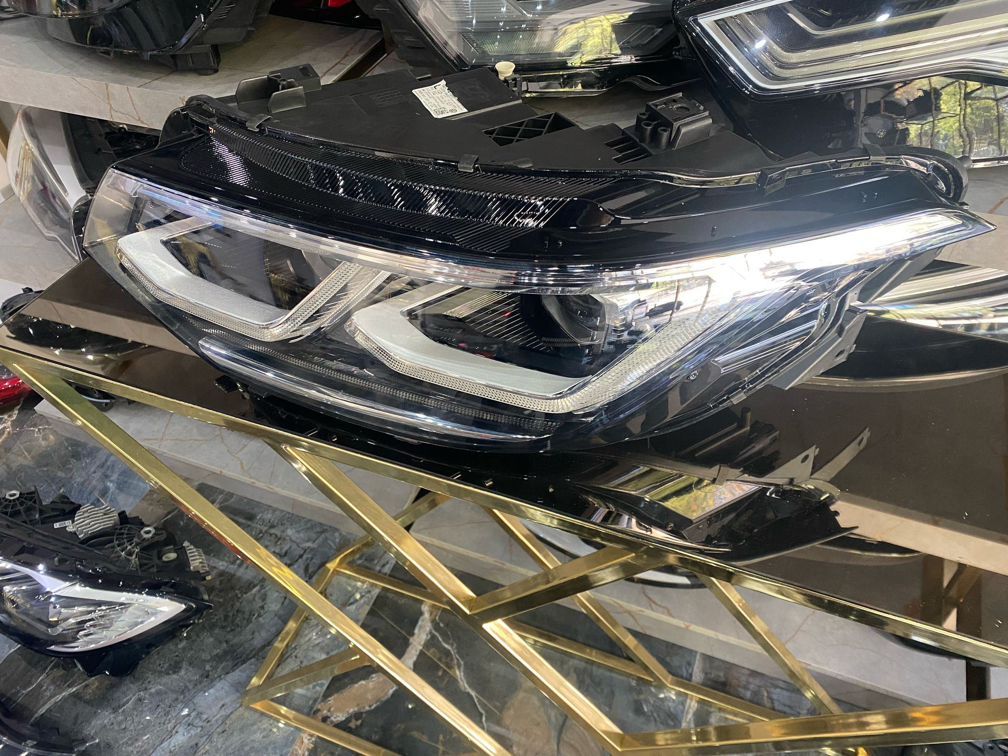 VOLKSWAGEN TIGUAN 2021-2023 IQ LED SOL ÖN FAR