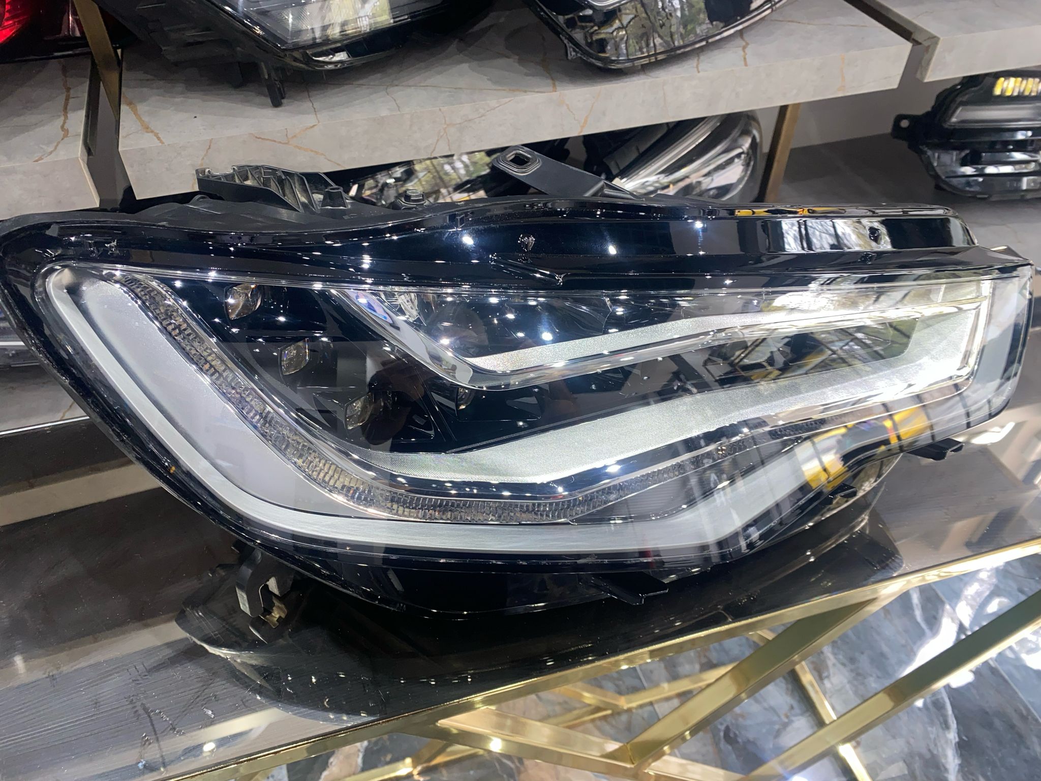 AUDI A6 S6 BONCUK LED MATRIX SAĞ FAR DOLU ORİJİNAL