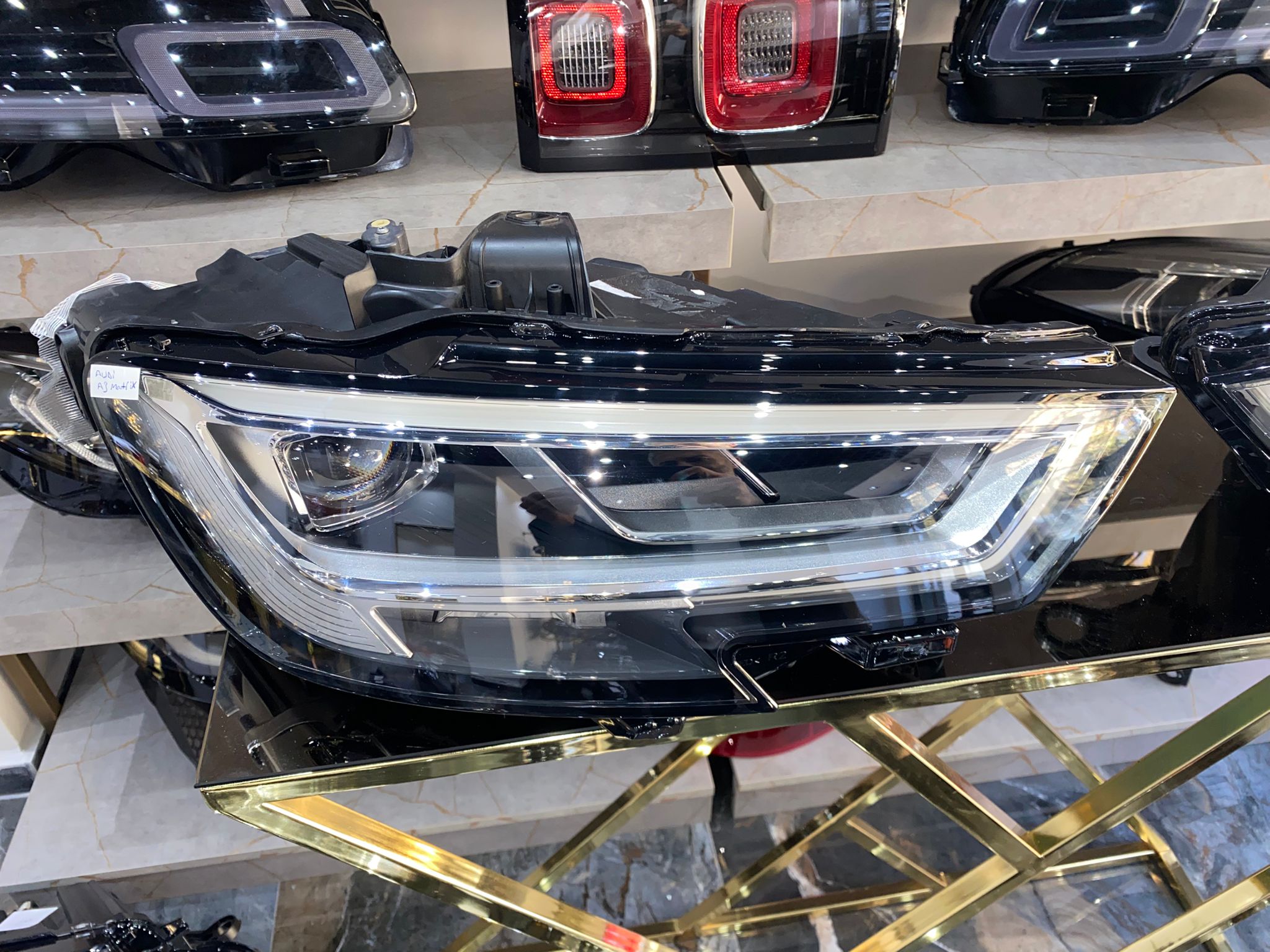 AUDI A3 2018–2020 MATRIX ORİJİNAL ÇIKMA SAĞ – SOL FAR