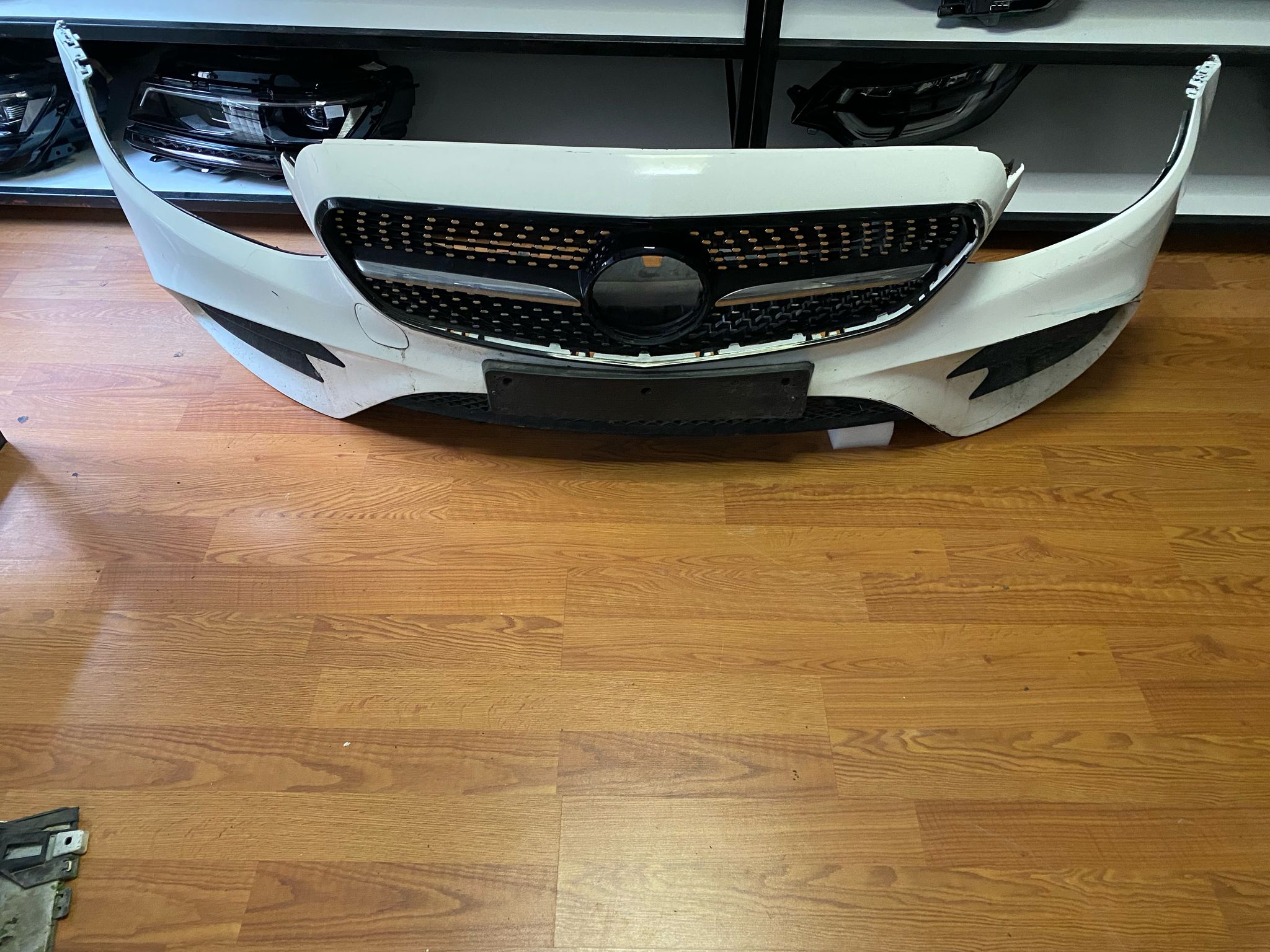 MERCEDES-BENZ E-SERİSİ W213 AMG DOLU ÖN TAMPON 2017–2023