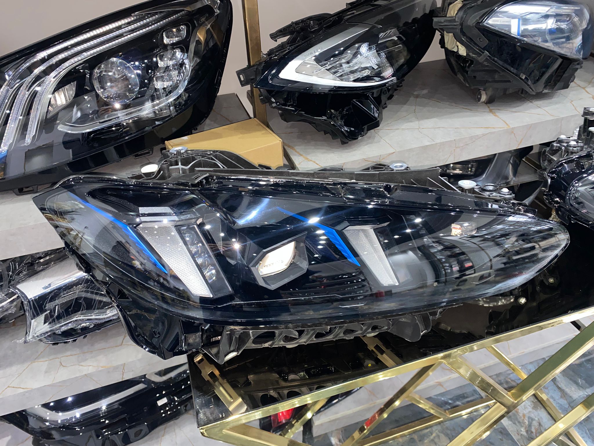 BMW M3 G80 / M4 G82 / G22 LCI ORİJİNAL LAZER SHADOW DOLU FAR SETİ 2024