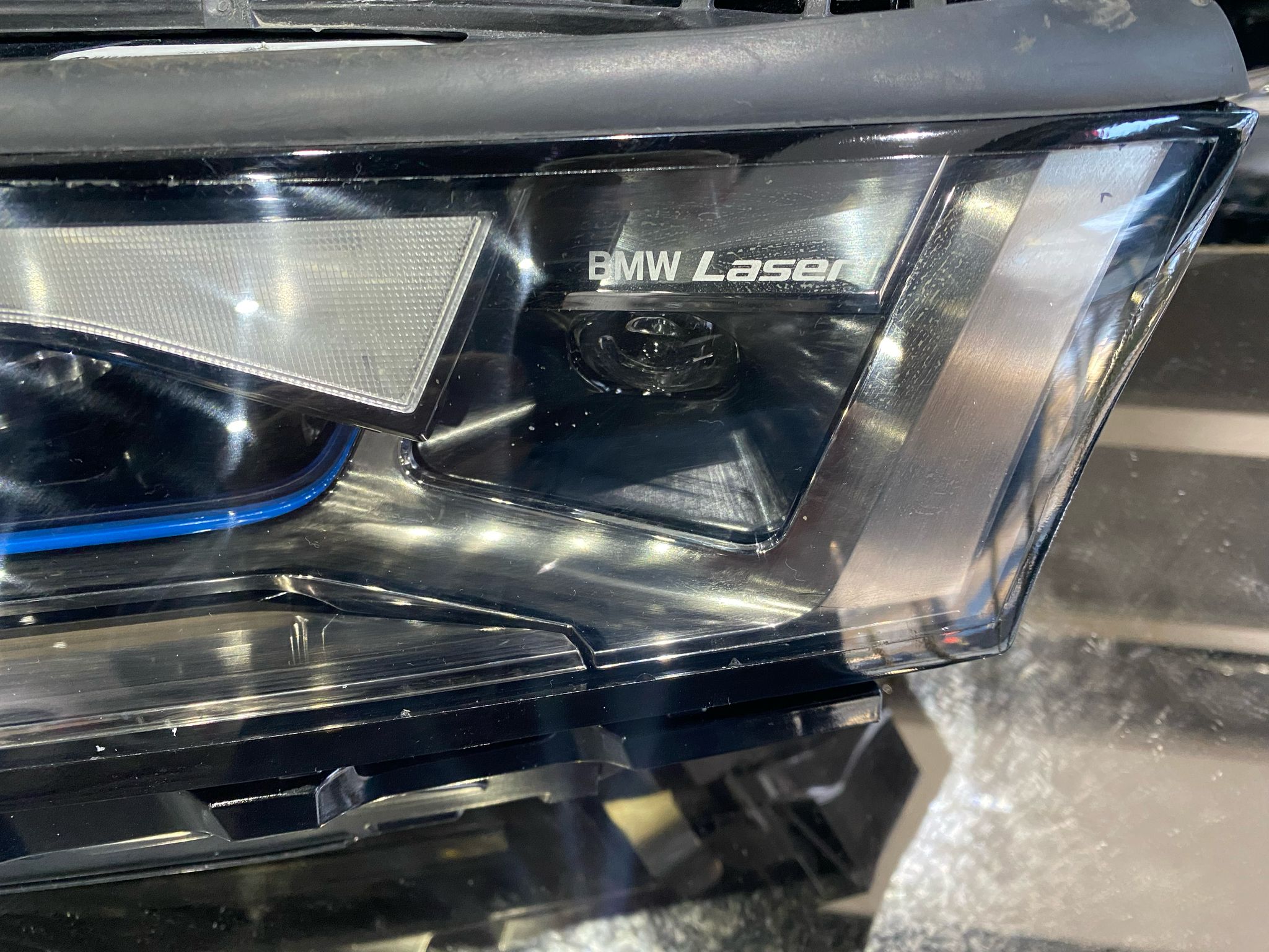 BMW iX LASER (2019–2023) ORİJİNAL SAĞ FAR