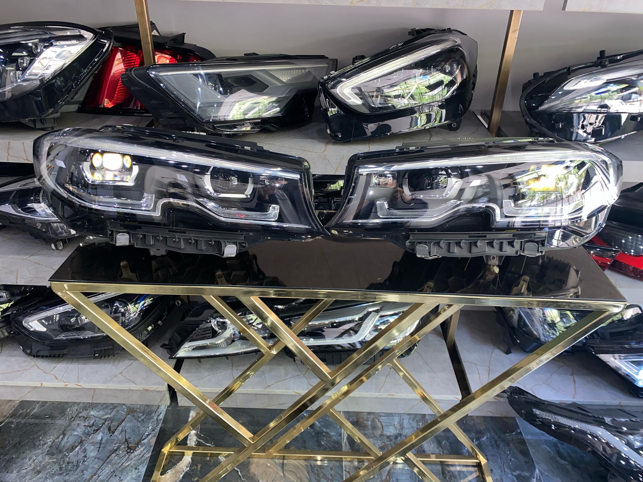 BMW G20 3 SERİSİ ORİJİNAL LED FAR SAĞ–SOL TAKIM BEYİNLİ (HATASIZ SÖKME)