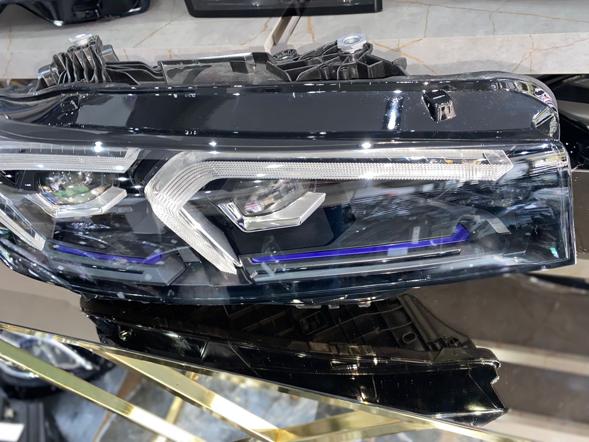 BMW 320 325 330 G20 LCI SAĞ FAR BLACKLINE SHADOW