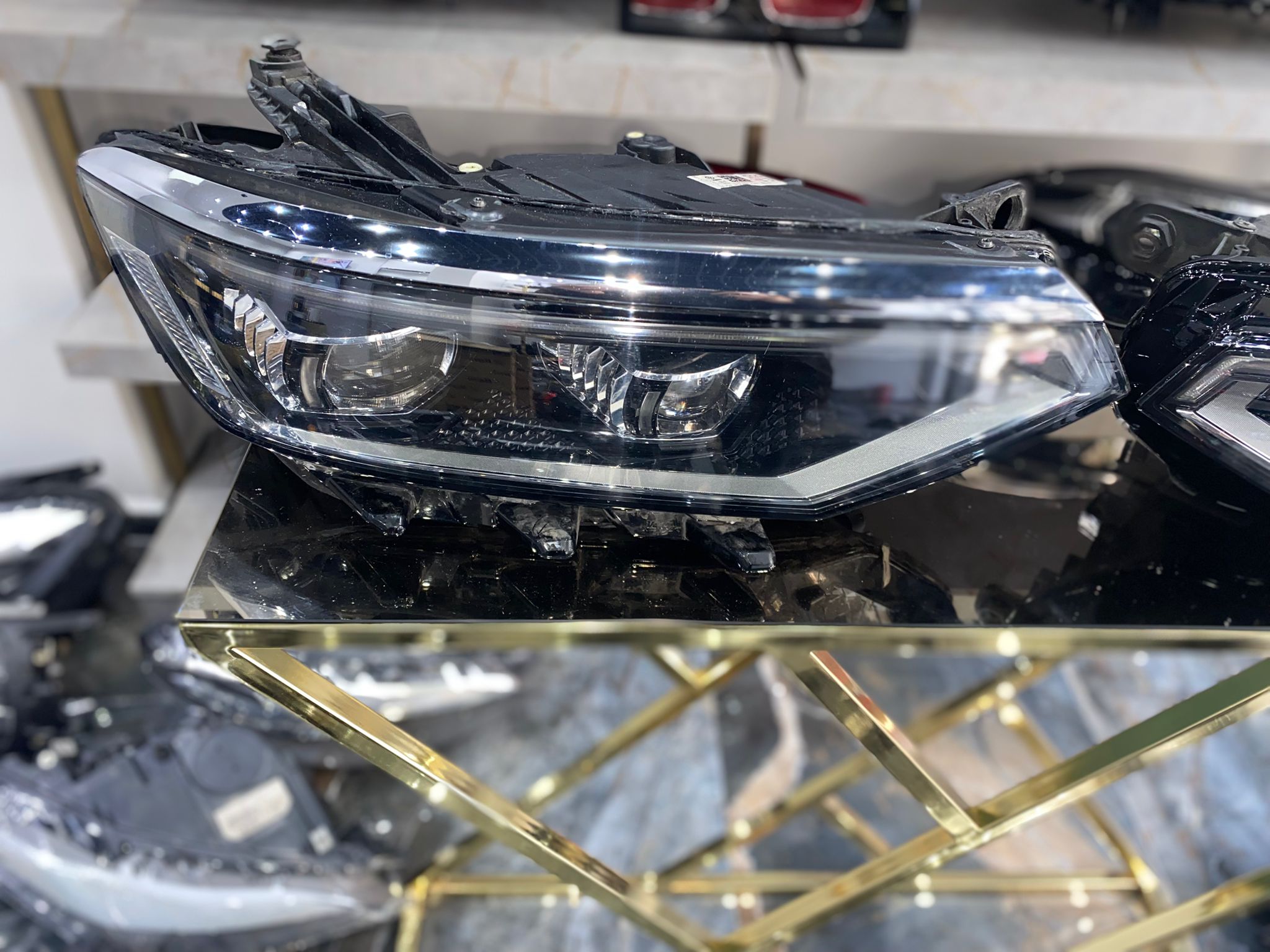 PASSAT B 8.5 ELEGANCE SAĞ-SOL ORJİNAL FAR