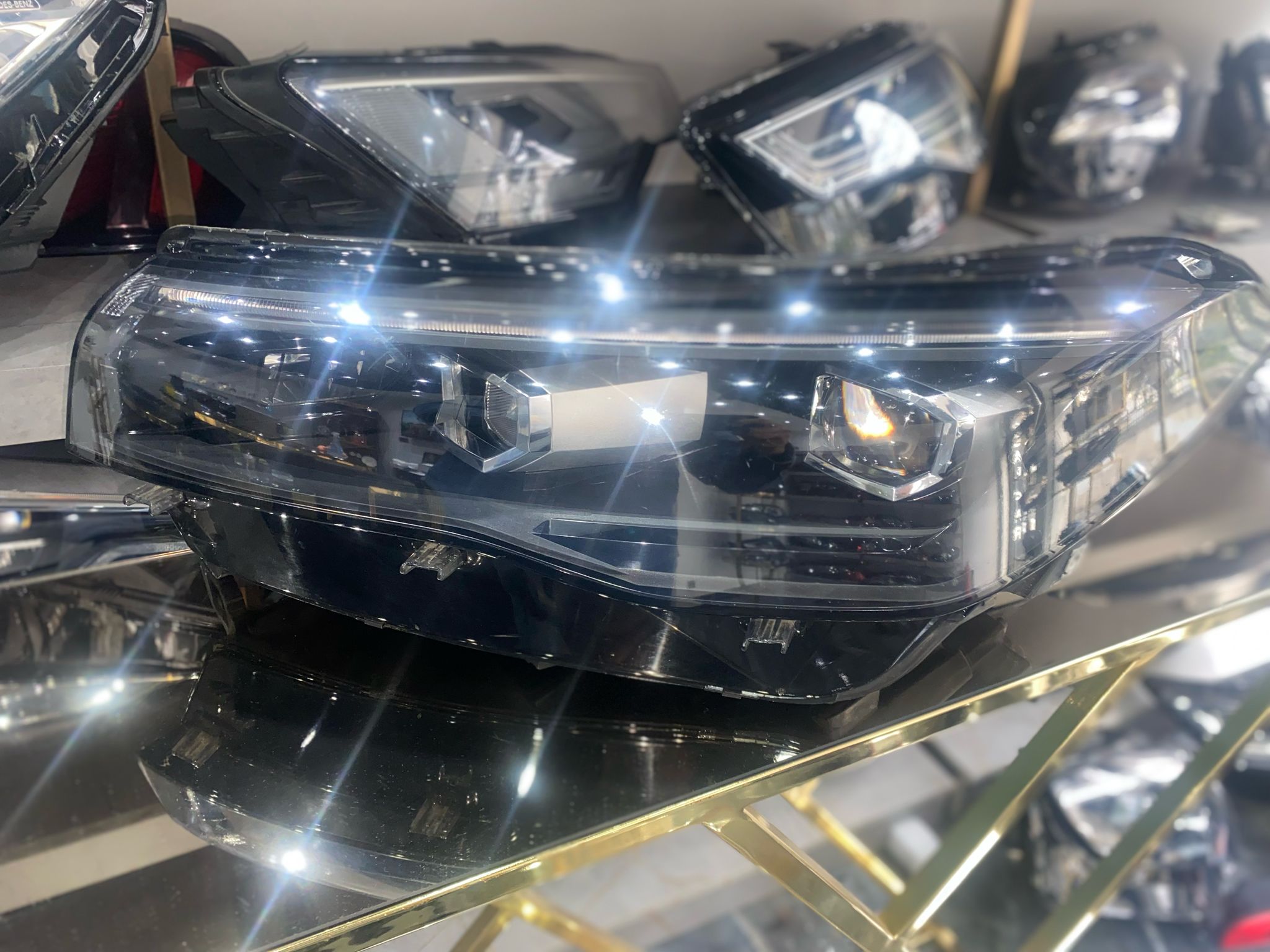 VOLKSWAGEN TIGUAN 2023-2024 ORİJİNAL SOL ÖN FAR ÇIKMA
