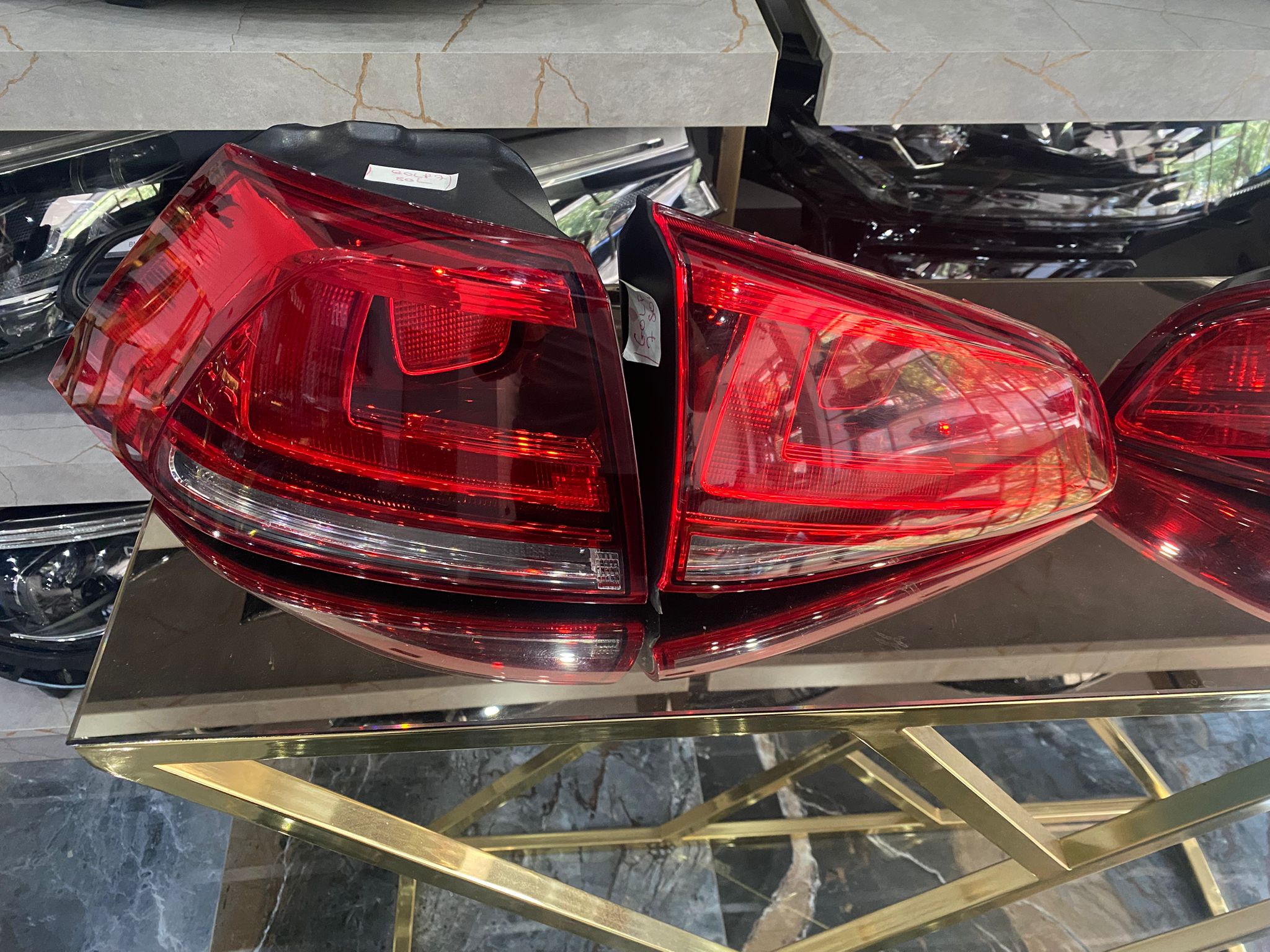VOLKSWAGEN GOLF 7 ORİJİNAL STOP TAKIMI SÖKME HATASIZ SAĞ SOL
