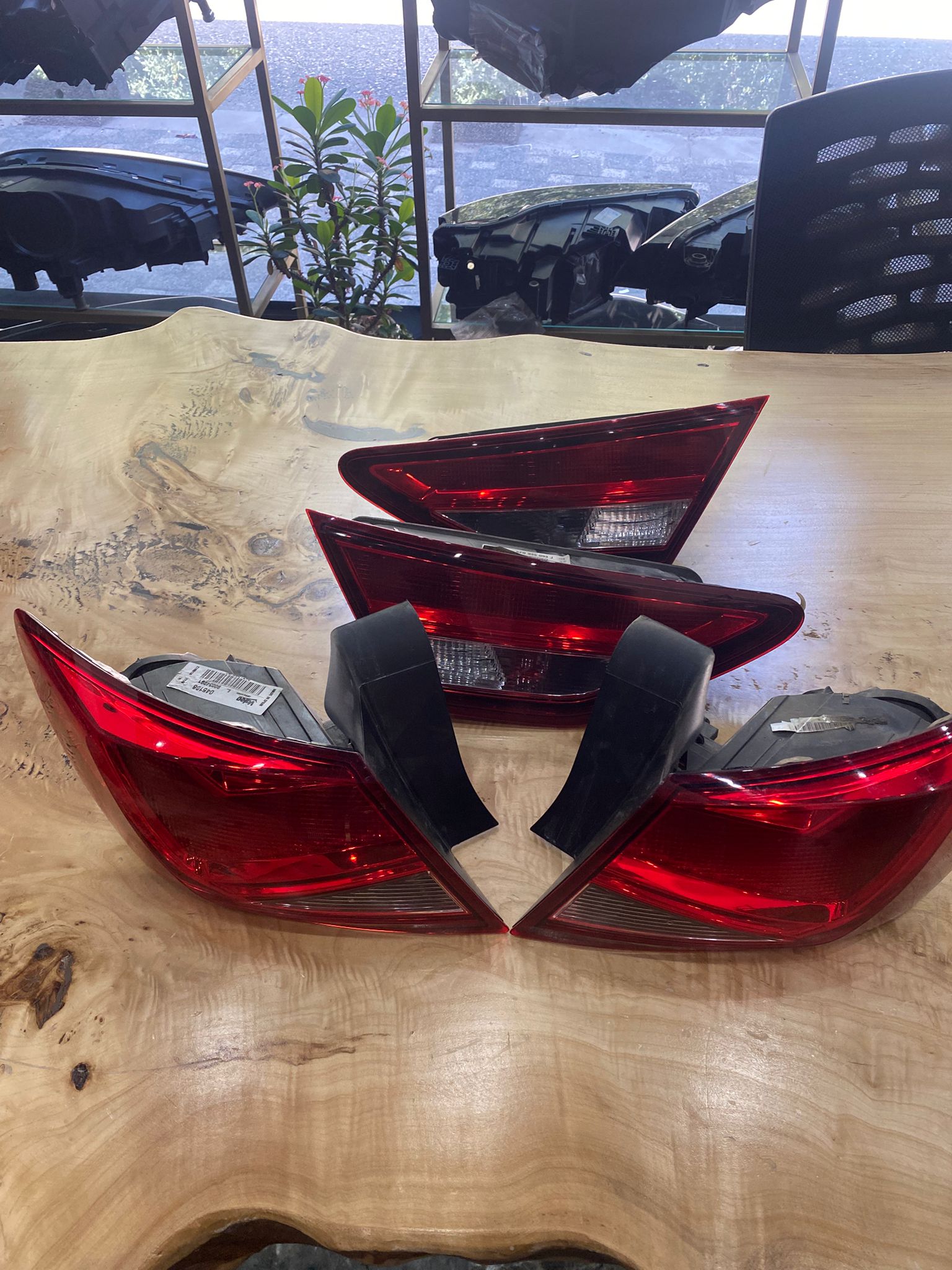 SEAT LEON 2013-2016 ORİJİNAL STOP LAMBASI TAKIMI SAĞ SOL