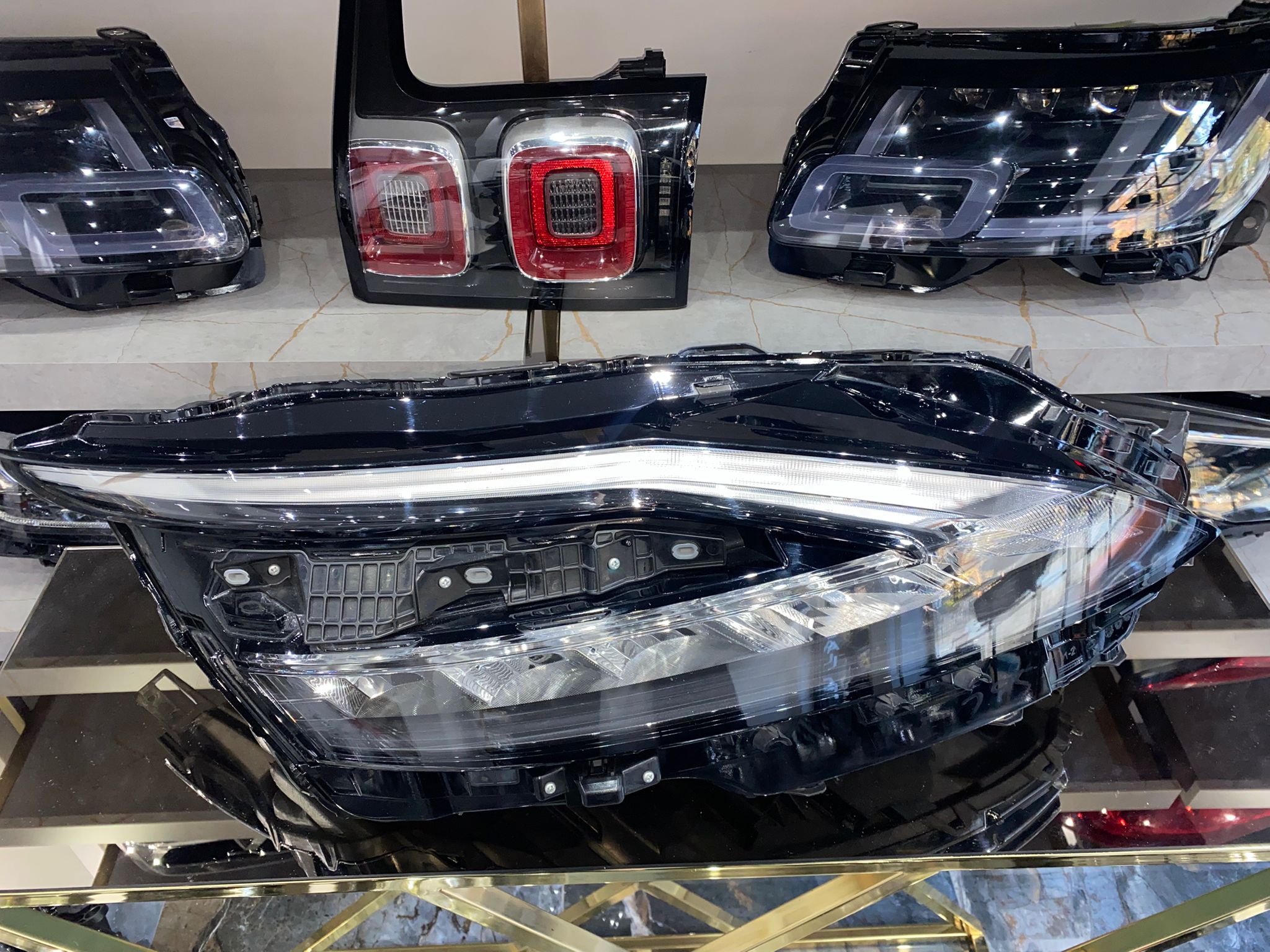 NISSAN QASHQAI ORİJİNAL SAĞ ÖN FAR ÇIKMA