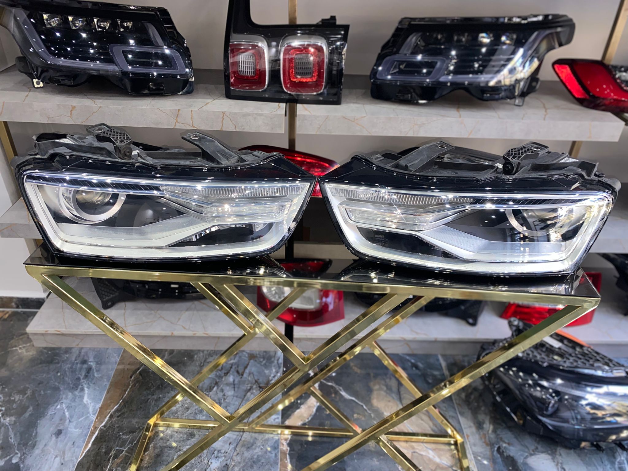 AUDI Q3 SAĞ – SOL FAR