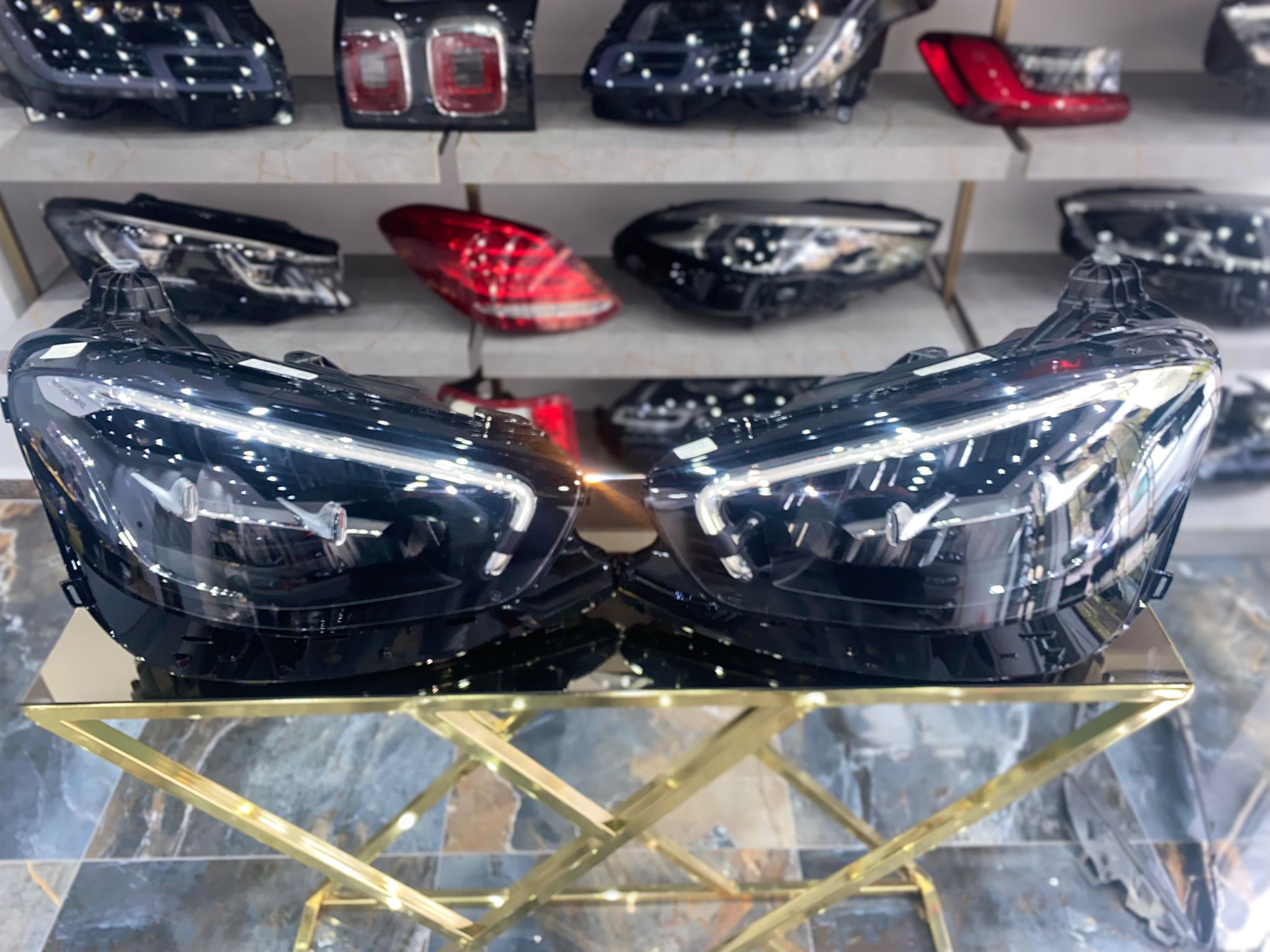 MERCEDES-BENZ W213 MAKYAJLI ORİJİNAL ÇIKMA SAĞ–SOL FAR