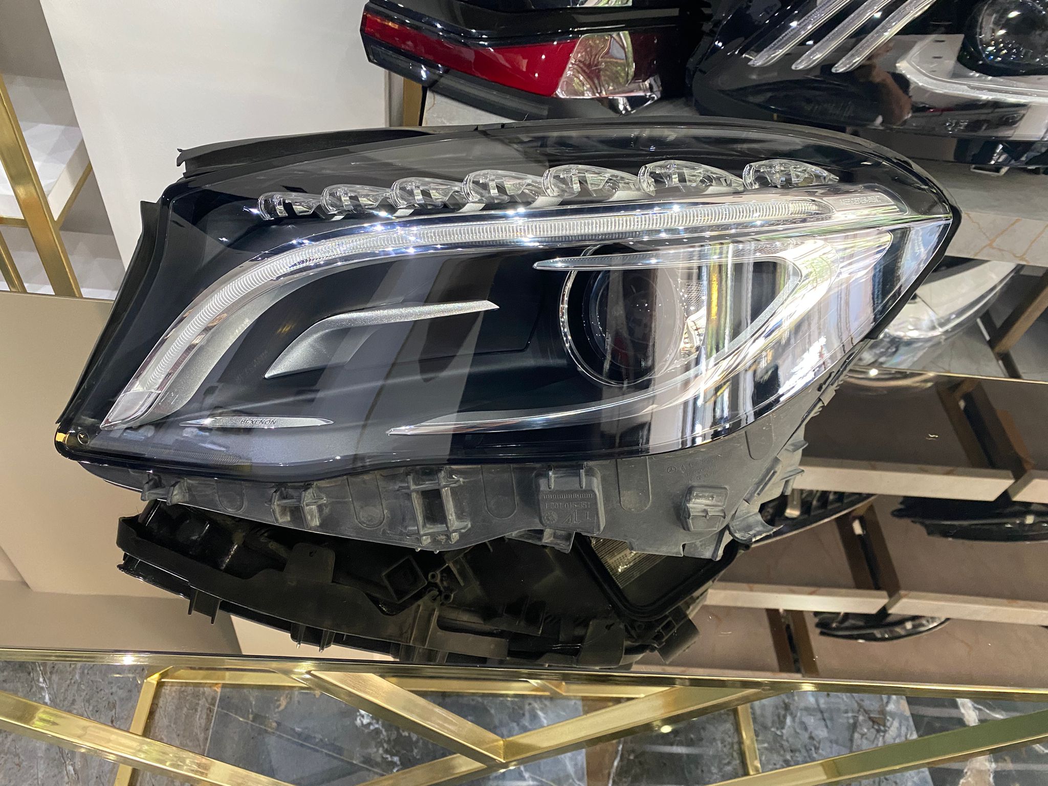 MERCEDES-BENZ GLA W156 ORİJİNAL ÇIKMA XENON SOL FAR
