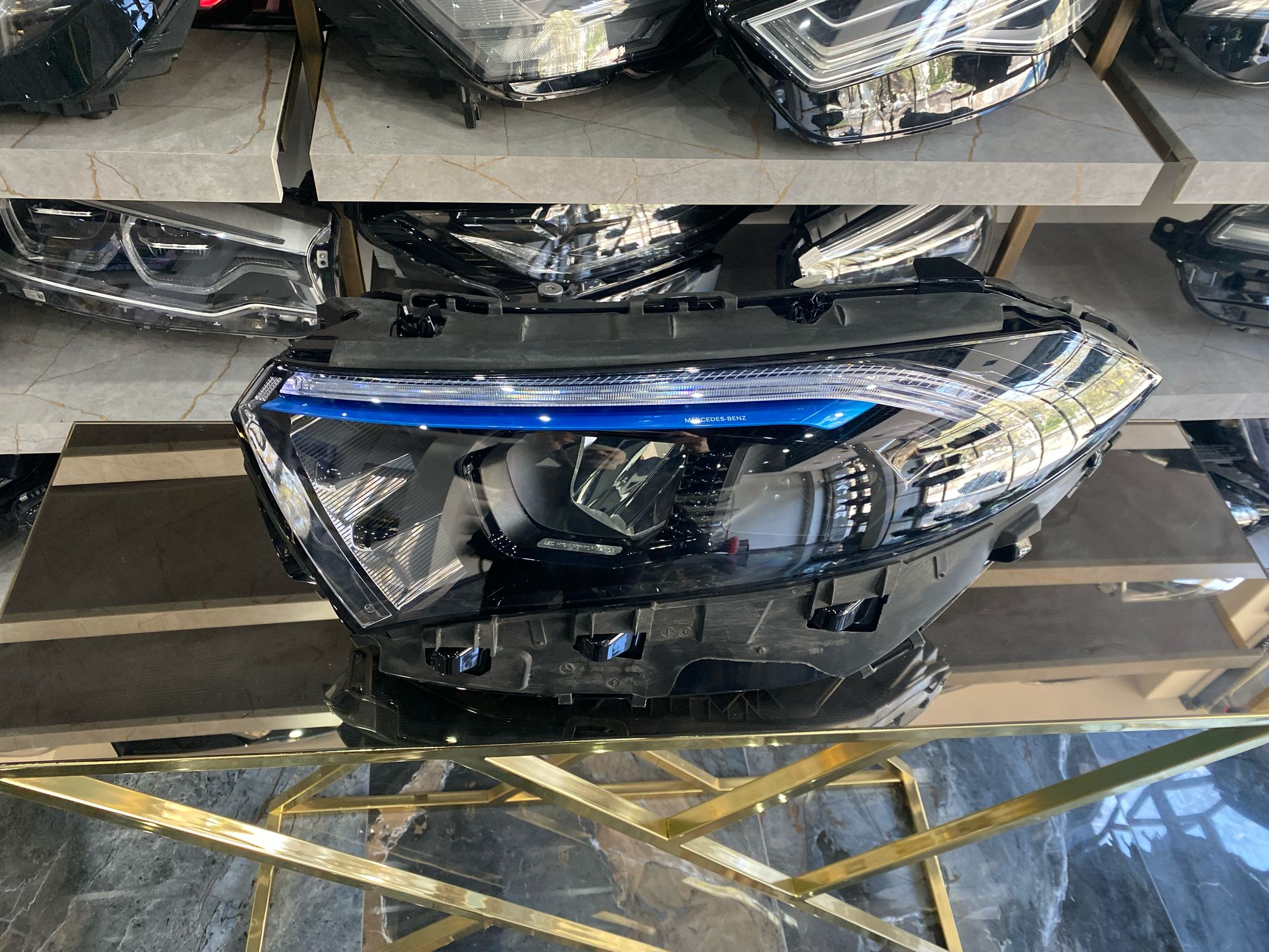 MERCEDES-BENZ EQA W243 ORİJİNAL SOL FAR