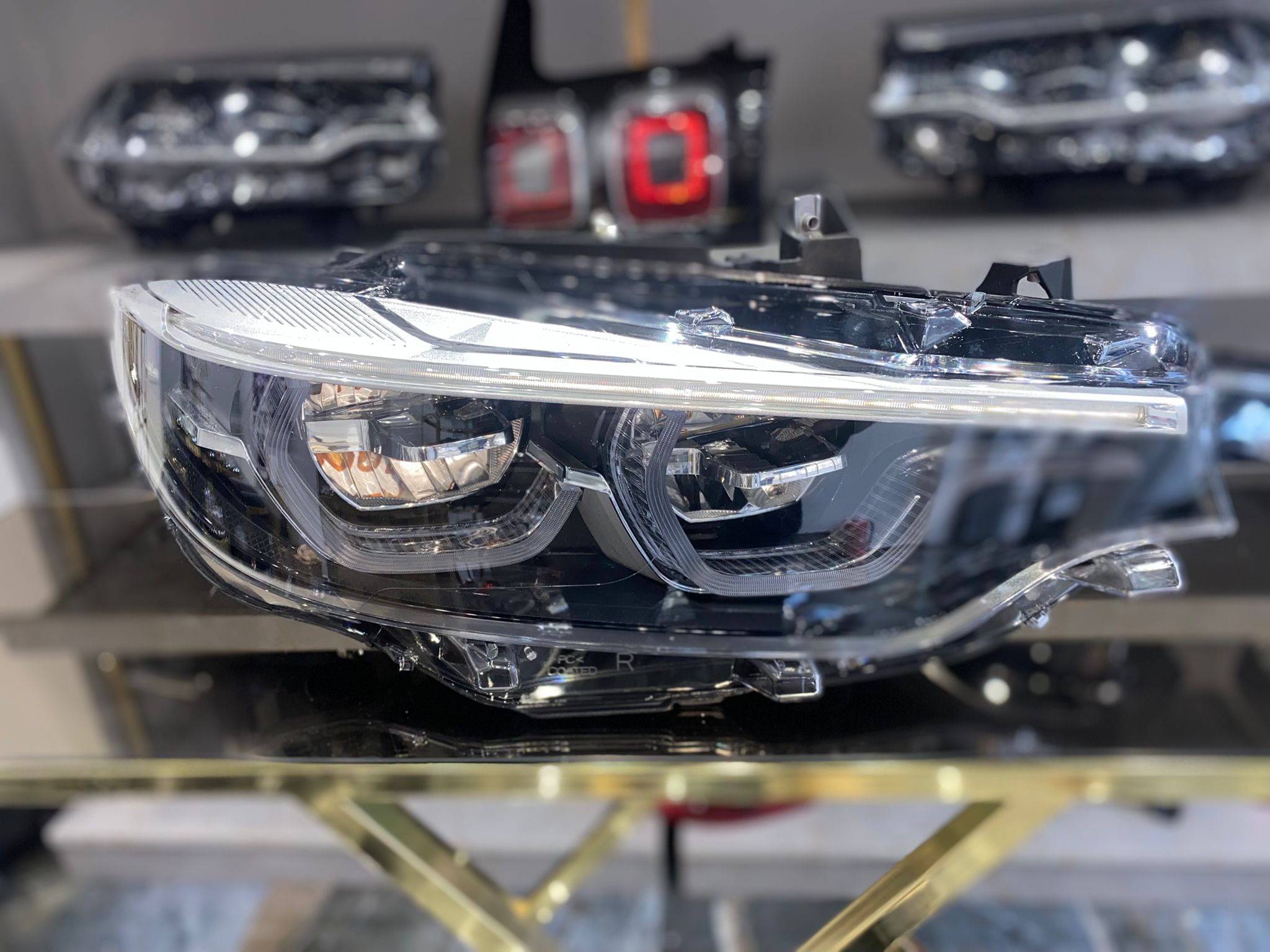 BMW M SERİSİ M3 / M4 F80 / F82 ORİJİNAL ADAPTIVE LED SAĞ FAR