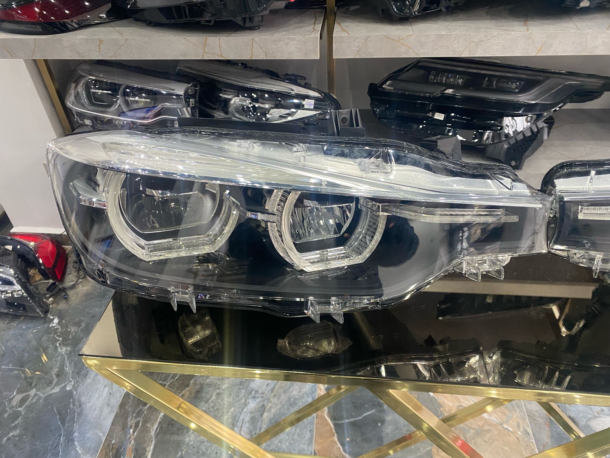 BMW F30 LCI ( BLACK LINE) BEYİNLER DAHİL DÖNÜŞÜM PAKET