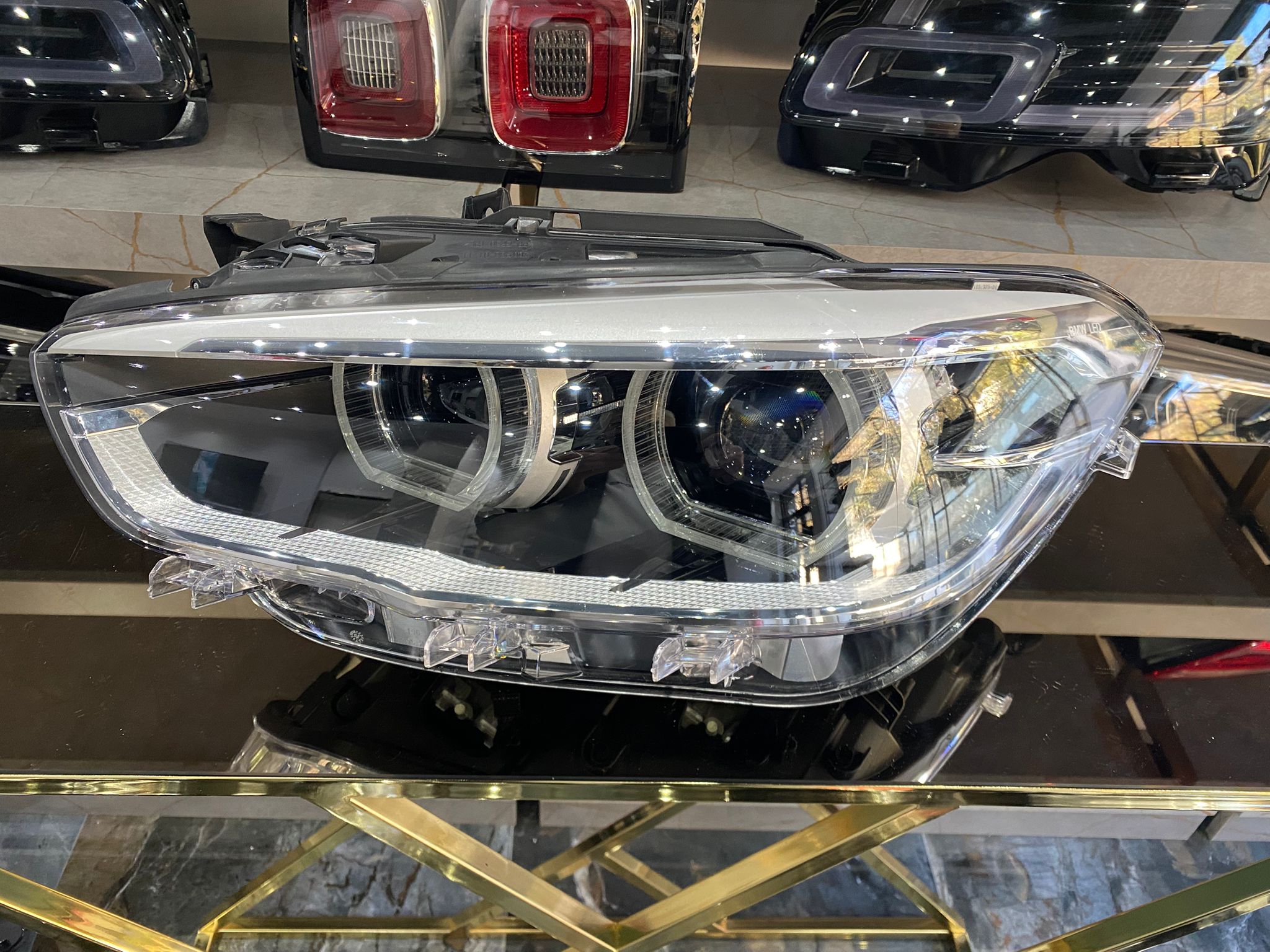 BMW F20 LCİ SOL FAR
